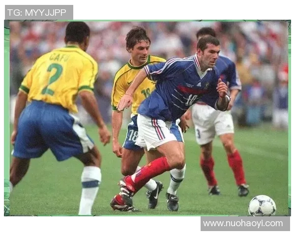 足球1号球服背后传奇球星的故事与历史意义解析