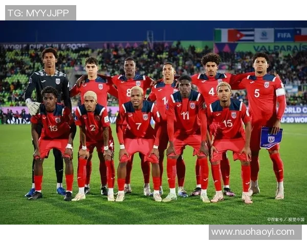 足球星光熠熠的梦幻阵容打造超强球队成就全球巅峰 足球星光熠熠的梦幻阵容打造超强球队成就全球巅峰