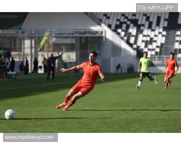 足球球星另类出场风格走姿引发热议挑战传统体育形象的男足新潮流 足球球星另类出场风格走姿引发热议挑战传统体育形象的男足新潮流